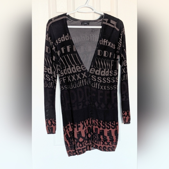 Vex Collection Women's (Small) Extra-Long V-neck Button-Down Cardigan/Sweater - Picture 1 of 11